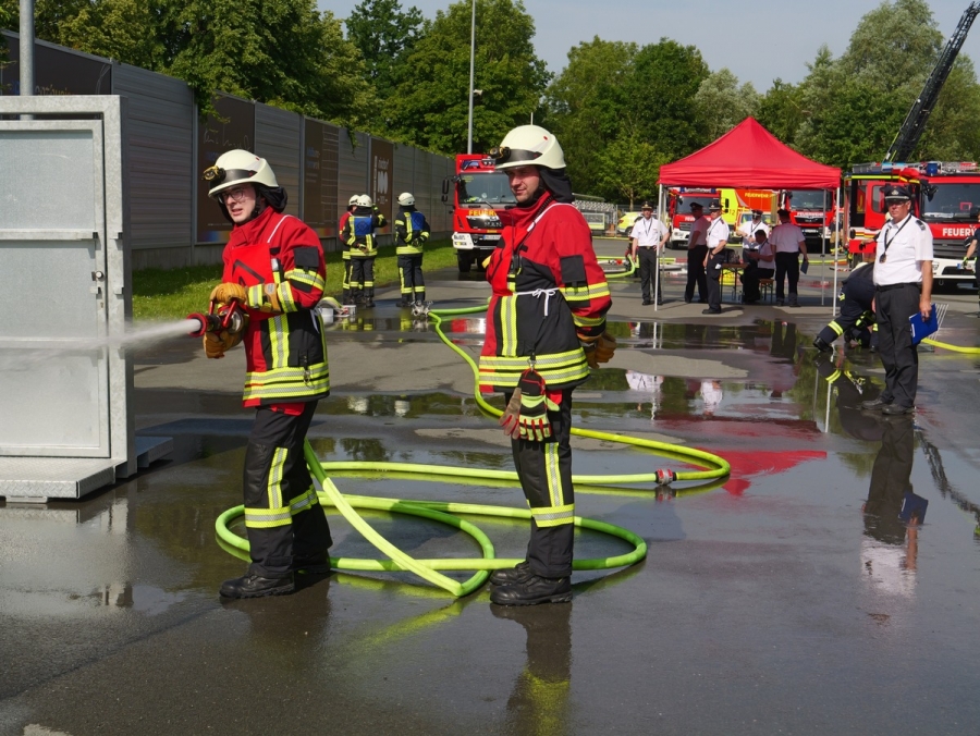 56 Gruppen und Staffeln aus allen Kommunen im Kreis Paderborn nahmen am Leistungsnachweis an der Home Deluxe Arena in Paderborn teil. Foto: VdF/Ralph Meyer